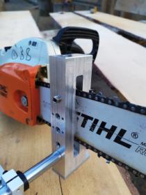 Milliz chainsaw milling attachment